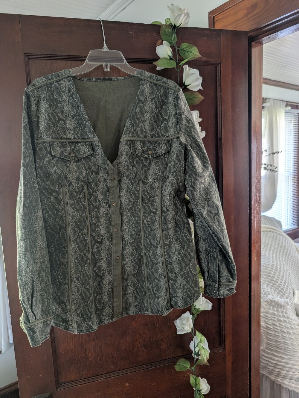 Vintage DG2 Olive Green/Gray Snake-Print Button Front Jacket XL/1X